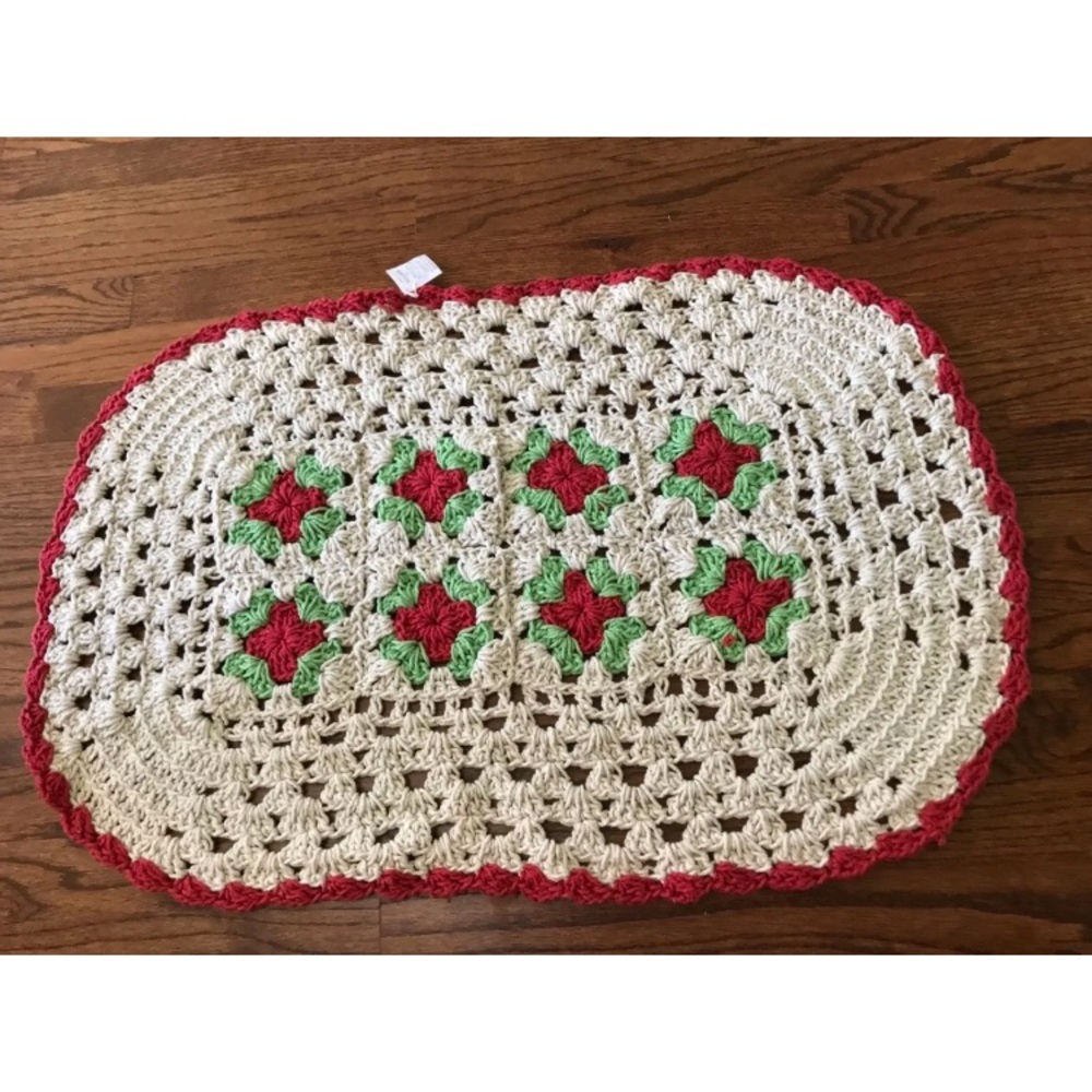 NW HANDMADE CROCHET RUG - Picture 5 of 5